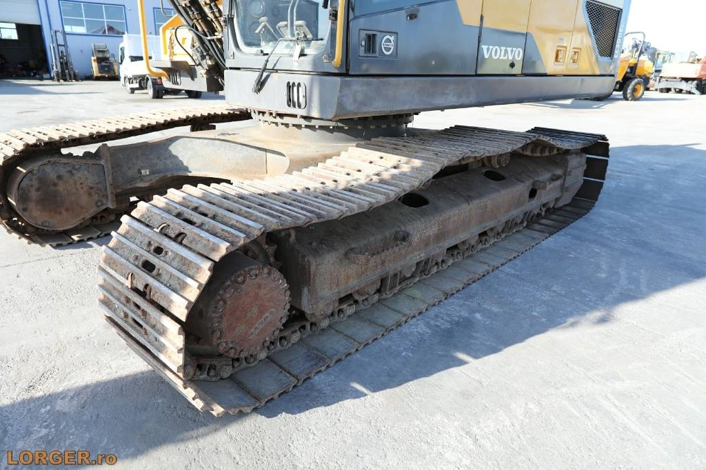 Volvo EC 300 EL - Ekskavator perayap: gambar 5 Volvo EC 300 EL - Ekskavator perayap: gambar 5