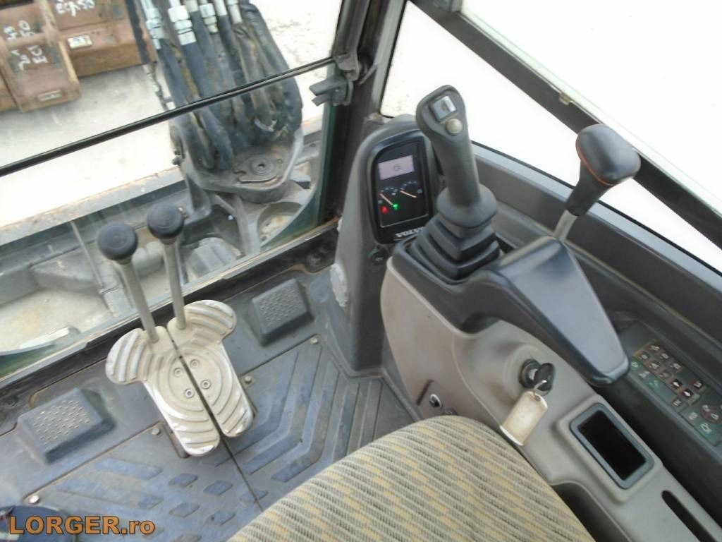 Ekskavator mini Volvo ECR 50 D: gambar 13