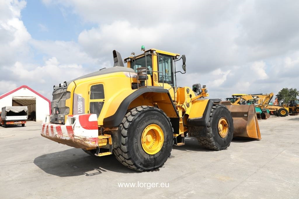 Volvo L 220 H - Wheel loader: gambar 3 Volvo L 220 H - Wheel loader: gambar 3