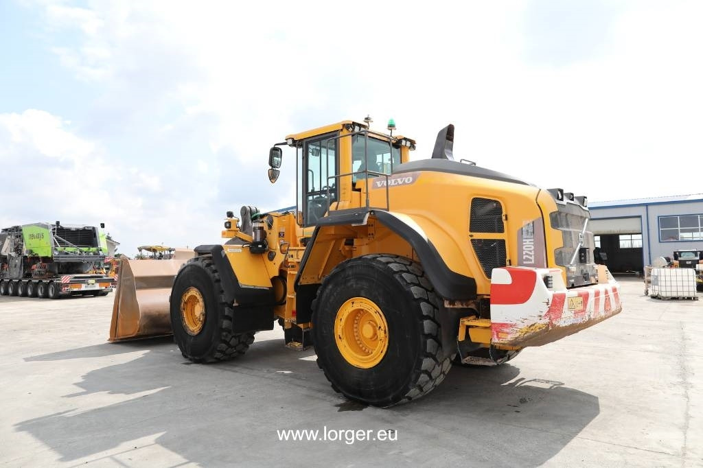 Volvo L 220 H - Wheel loader: gambar 5 Volvo L 220 H - Wheel loader: gambar 5