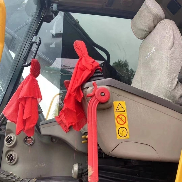 2019 Volvo EC380DL - Ekskavator perayap: gambar 2 2019 Volvo EC380DL - Ekskavator perayap: gambar 2