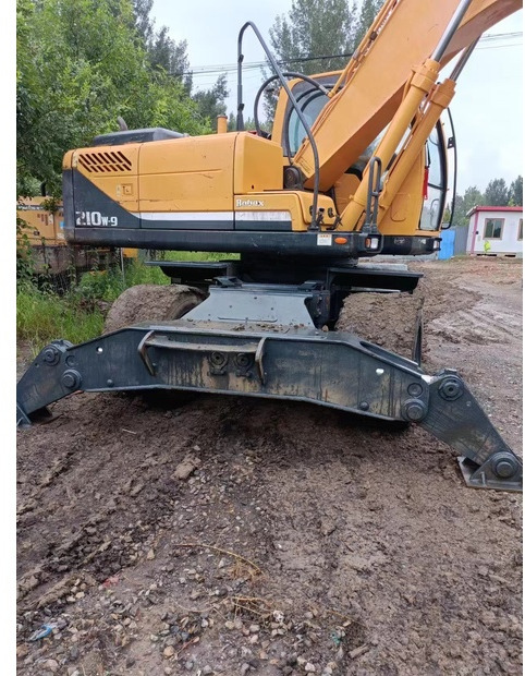 2022 Hyundai 210W-9 - Ekskavator roda: gambar 2 2022 Hyundai 210W-9 - Ekskavator roda: gambar 2