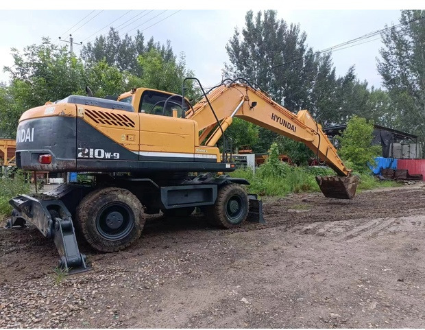 2022 Hyundai 210W-9 - Ekskavator roda: gambar 1 2022 Hyundai 210W-9 - Ekskavator roda: gambar 1