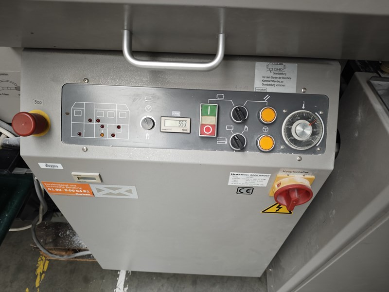 Horizon BQ-440 - Mesin penjilid: gambar 2 Horizon BQ-440 - Mesin penjilid: gambar 2