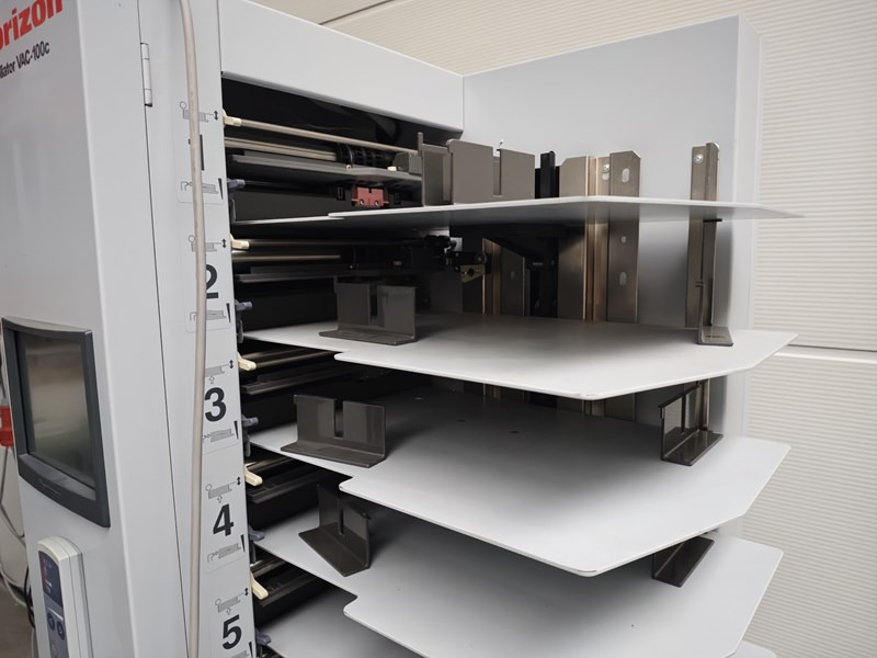 Horizon VAC-100 c | collator | 10 stations | 2008 | 33.2 mio - Mesin percetakan: gambar 4 Horizon VAC-100 c | collator | 10 stations | 2008 | 33.2 mio - Mesin percetakan: gambar 4