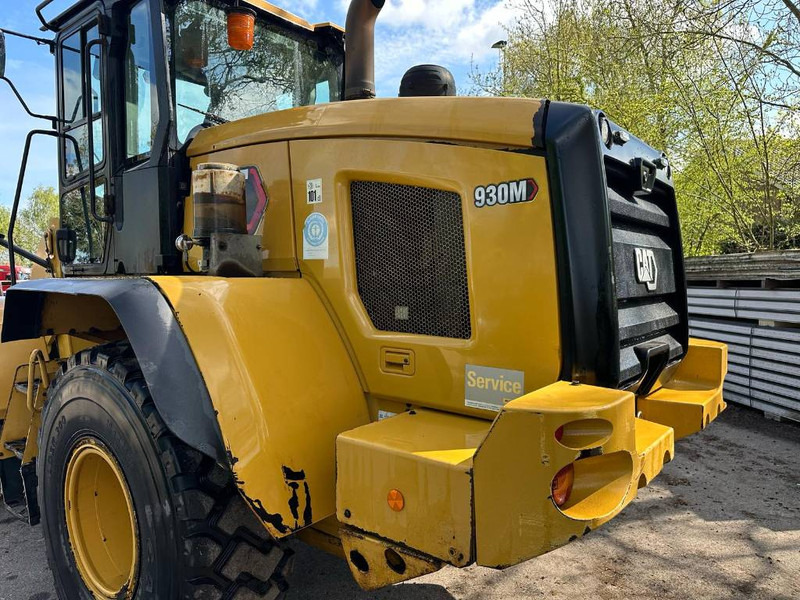 Wheel loader Cat 930M new tires!: gambar 13