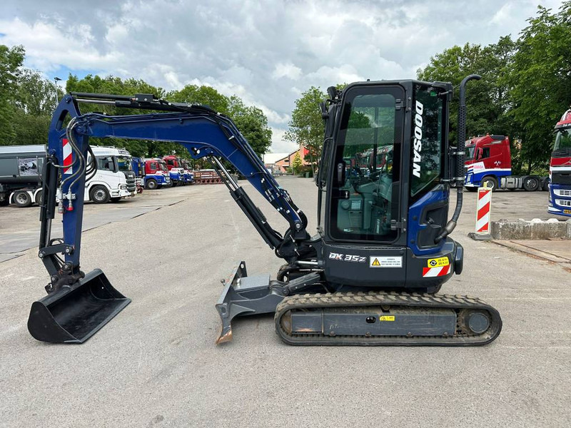 Doosan DX 35 Z - Like new! - Ekskavator mini: gambar 1 Doosan DX 35 Z - Like new! - Ekskavator mini: gambar 1