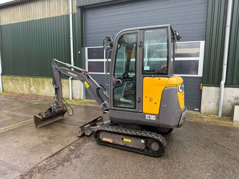 Volvo EC 18 D - Ekskavator mini: gambar 5 Volvo EC 18 D - Ekskavator mini: gambar 5
