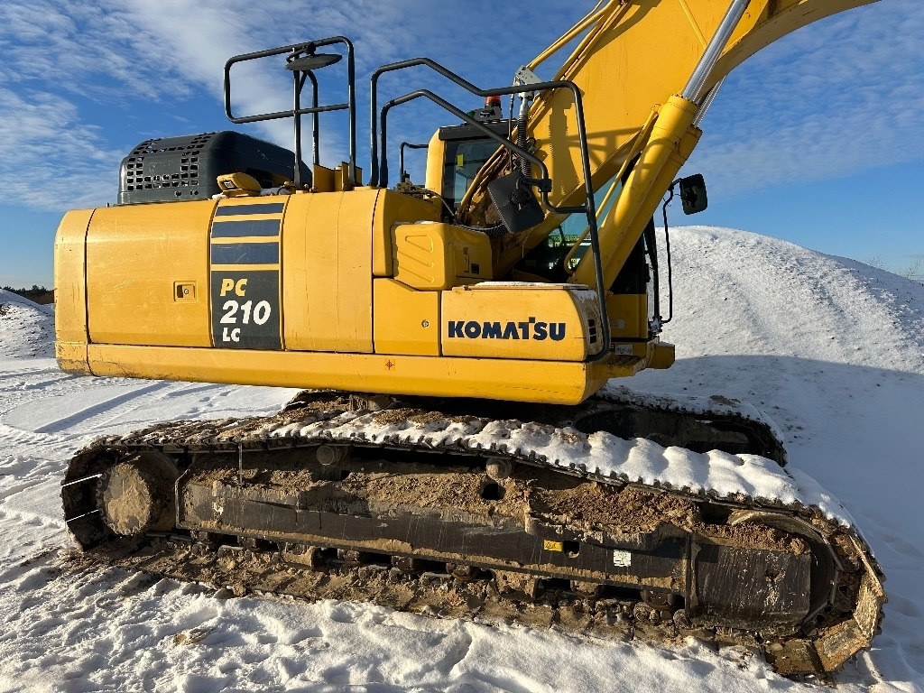 Ekskavator perayap Komatsu PC 210 LC-11: gambar 10