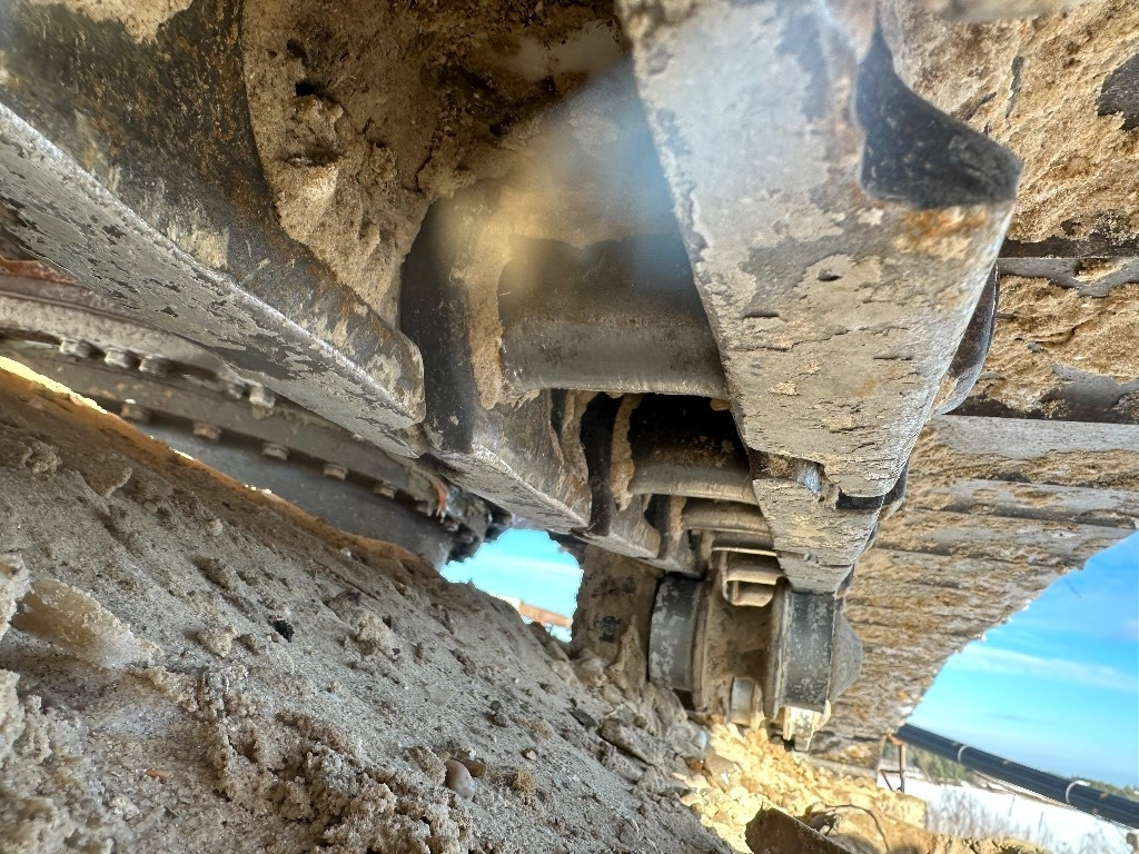 Ekskavator perayap Komatsu PC 210 LC-11: gambar 9