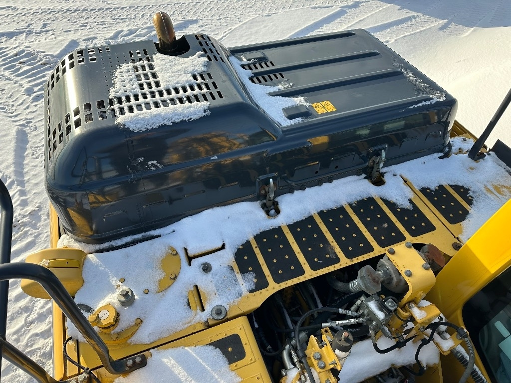 Ekskavator perayap Komatsu PC 210 LC-11: gambar 23