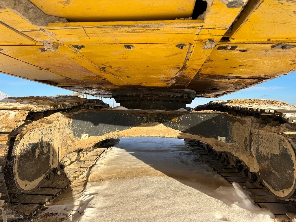 Ekskavator perayap Komatsu PC 210 LC-11: gambar 6
