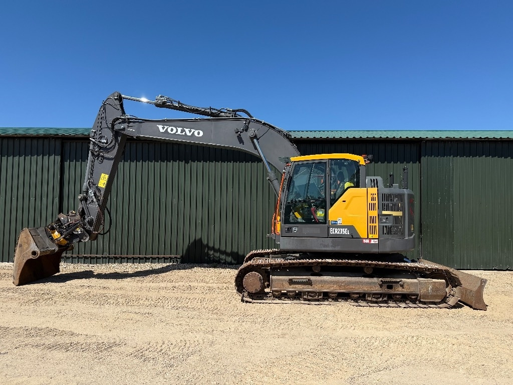 Volvo ECR 235 EL - Ekskavator perayap: gambar 2 Volvo ECR 235 EL - Ekskavator perayap: gambar 2