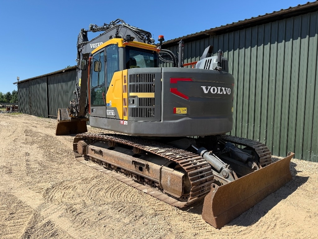 Volvo ECR 235 EL - Ekskavator perayap: gambar 3 Volvo ECR 235 EL - Ekskavator perayap: gambar 3