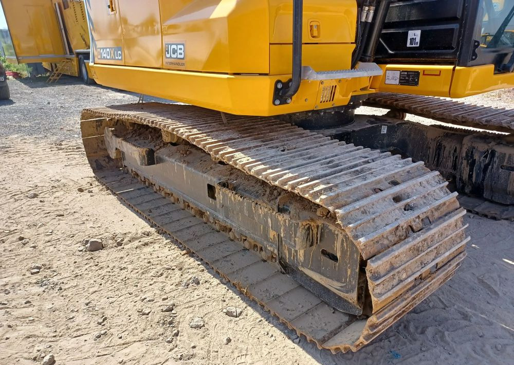 Ekskavator perayap JCB 140X: gambar 12