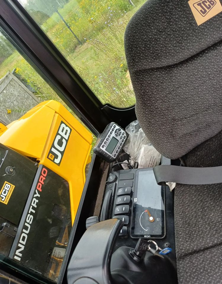 JCB 19C-1 - Ekskavator perayap: gambar 5 JCB 19C-1 - Ekskavator perayap: gambar 5