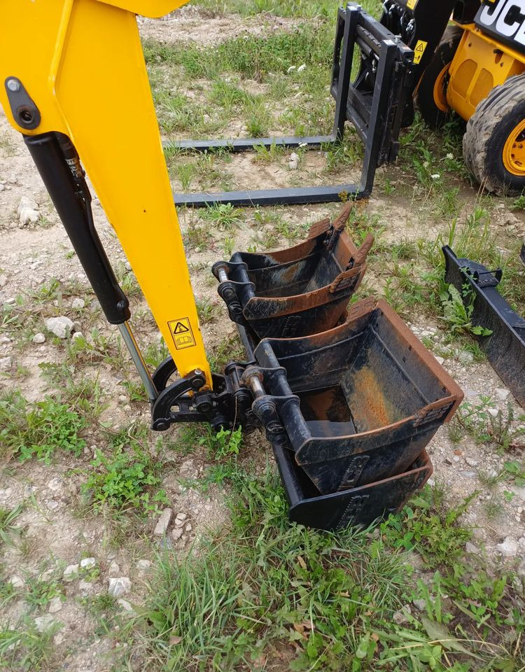 JCB 19C-1 - Ekskavator perayap: gambar 3 JCB 19C-1 - Ekskavator perayap: gambar 3