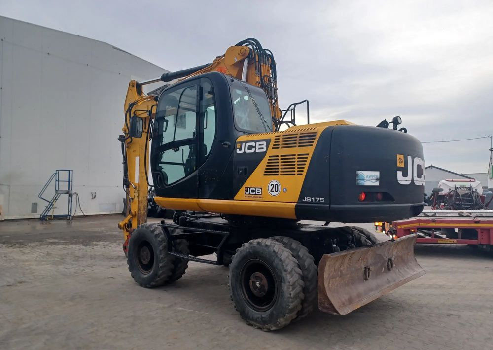 JCB JS175W - Ekskavator roda: gambar 4 JCB JS175W - Ekskavator roda: gambar 4