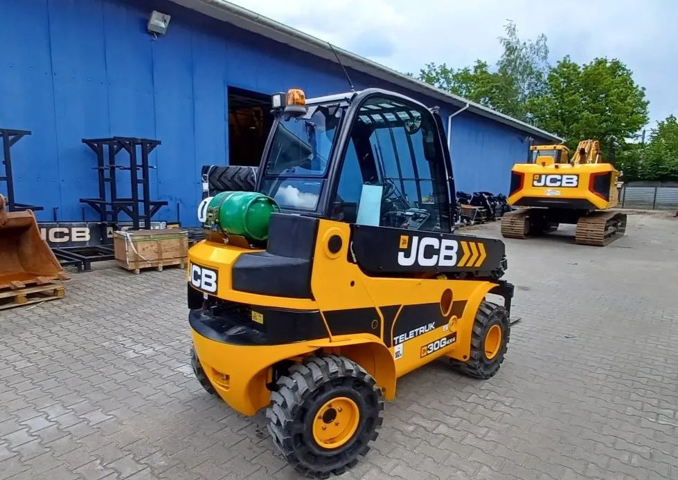 JCB TLT 30-20G 4x4 - Forklift LPG, Telehandler: gambar 4 JCB TLT 30-20G 4x4 - Forklift LPG, Telehandler: gambar 4