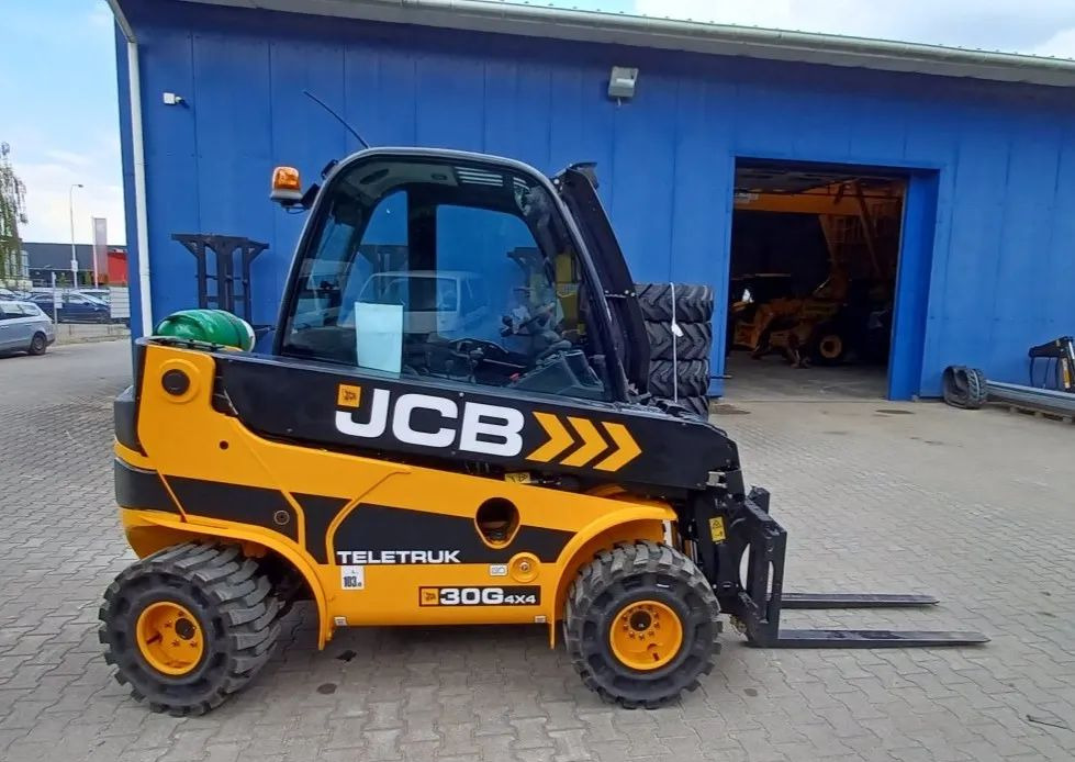 JCB TLT 30-20G 4x4 - Forklift LPG, Telehandler: gambar 3 JCB TLT 30-20G 4x4 - Forklift LPG, Telehandler: gambar 3