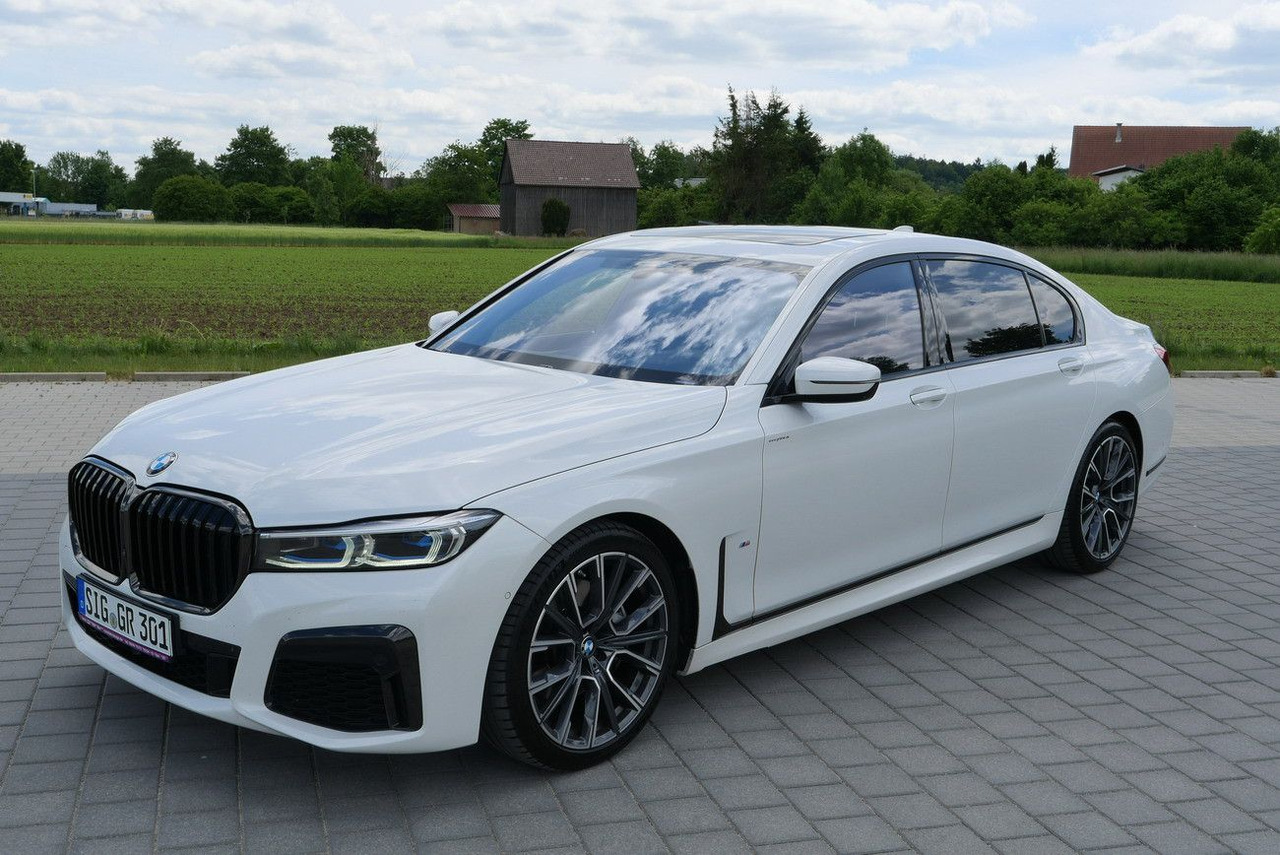 BMW 730Ld XDRIVE /VOLL/REAR ENTERT. /LANGSTRECKE 48V - Mobil sedan: gambar 2 BMW 730Ld XDRIVE /VOLL/REAR ENTERT. /LANGSTRECKE 48V - Mobil sedan: gambar 2