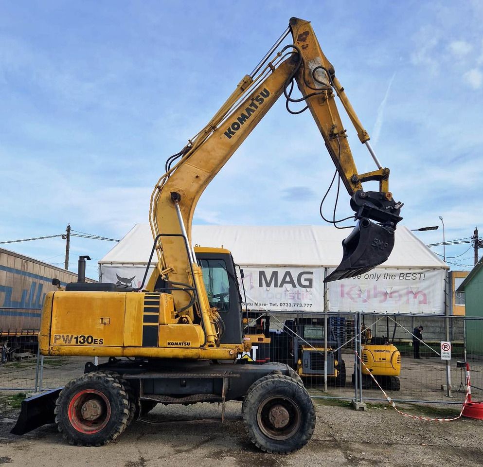 Ekskavator roda KOMATSU PW130 ES-6K: gambar 6 Ekskavator roda KOMATSU PW130 ES-6K: gambar 6