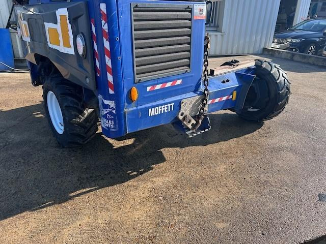 MOFFET M8-25.4 - Forklift yang dipasang di truk: gambar 5 MOFFET M8-25.4 - Forklift yang dipasang di truk: gambar 5