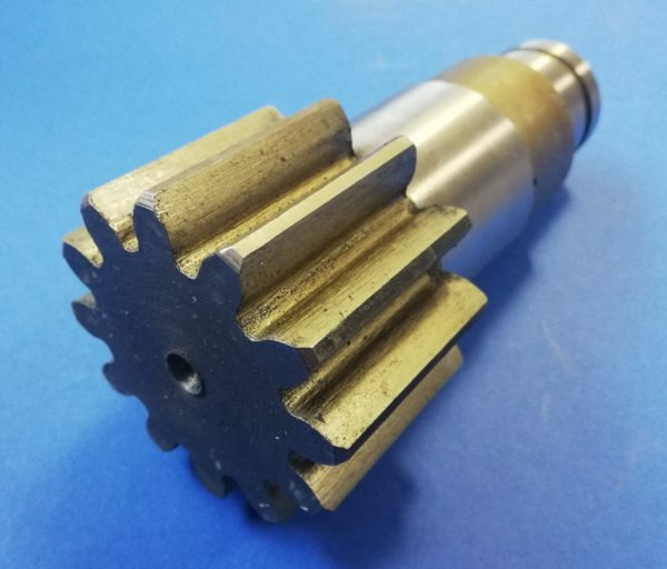 010420A Takeuchi TB014 Schwenkmotorwelle - Motor ayun untuk Peralatan konstruksi: gambar 1 010420A Takeuchi TB014 Schwenkmotorwelle - Motor ayun untuk Peralatan konstruksi: gambar 1