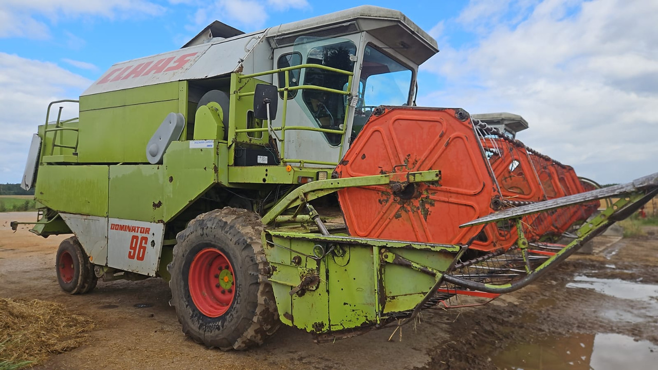 CLAAS Dominator 96 - Pemanen gabungan: gambar 2 CLAAS Dominator 96 - Pemanen gabungan: gambar 2