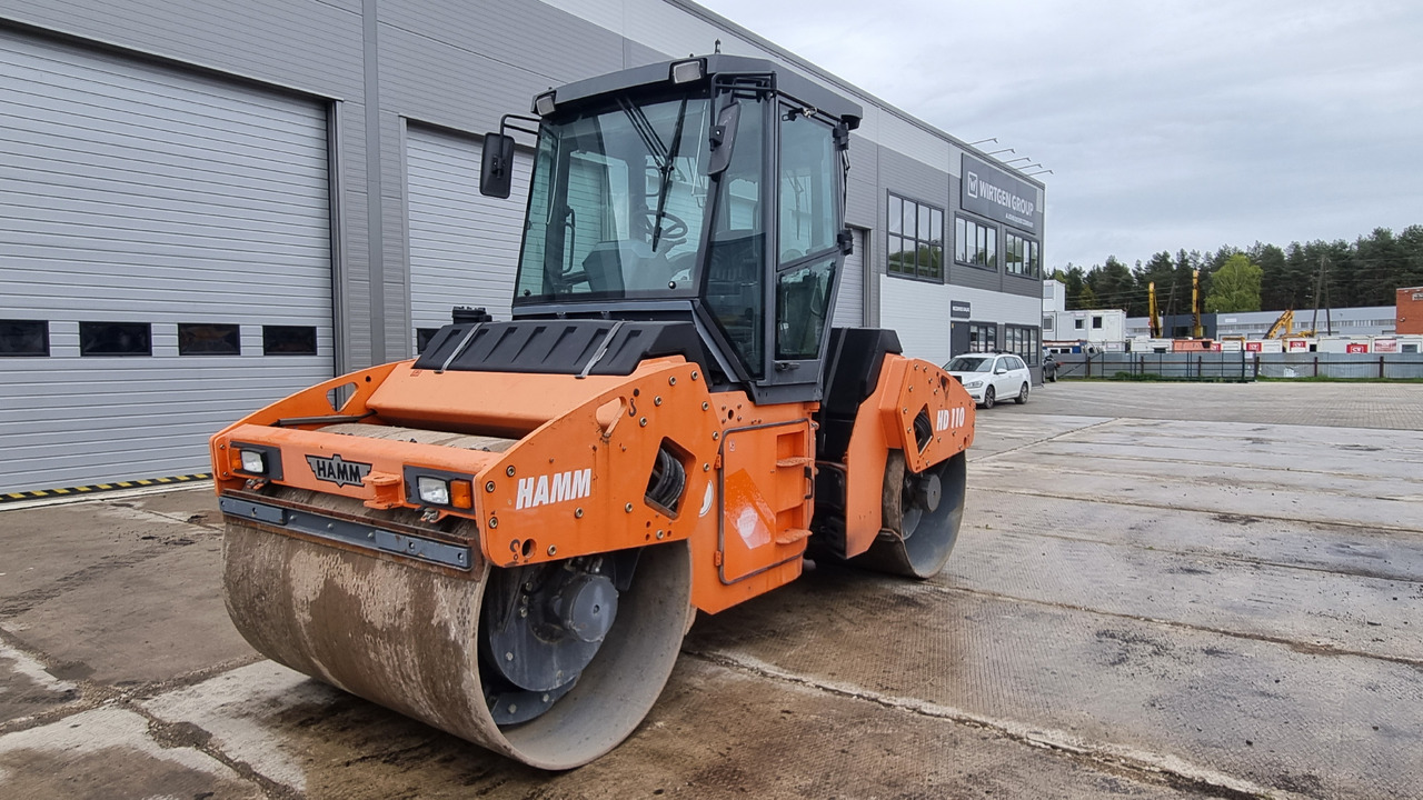 HAMM HD110 - Roller jalan: gambar 1 HAMM HD110 - Roller jalan: gambar 1