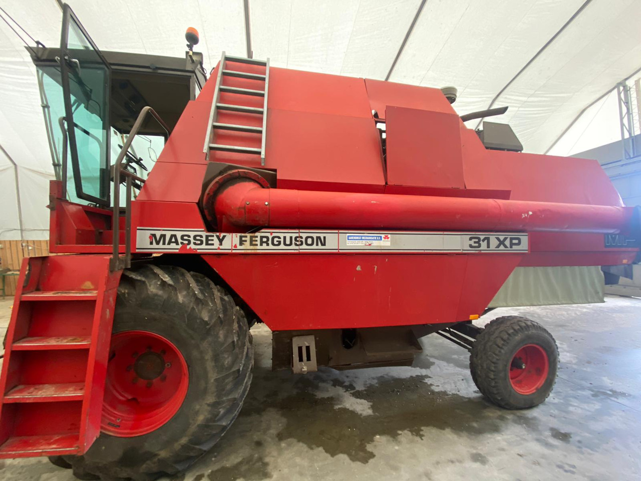 MASSEY FERGUSON 31PX - Pemanen hijauan tipe tarik: gambar 1 MASSEY FERGUSON 31PX - Pemanen hijauan tipe tarik: gambar 1