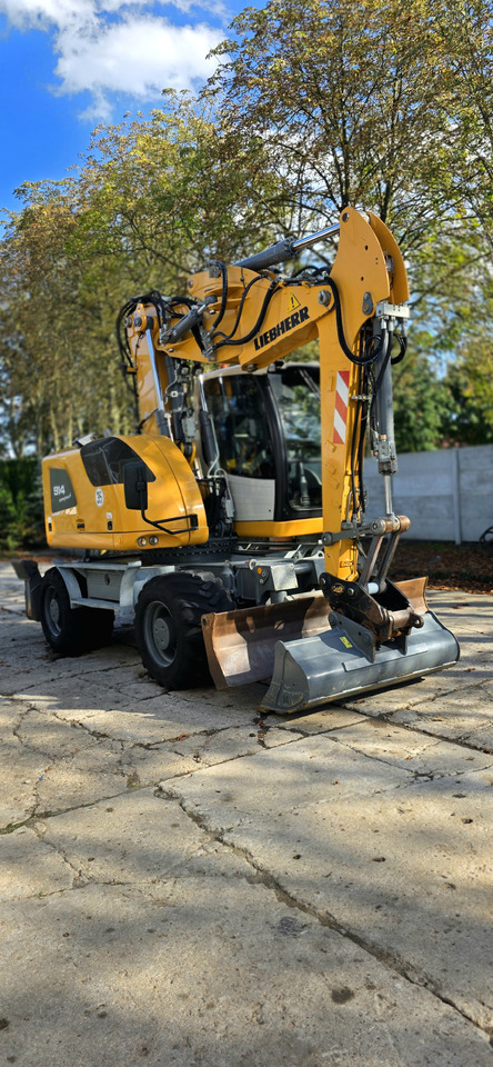 Liebherr A 914 COMPACT - Ekskavator roda: gambar 1 Liebherr A 914 COMPACT - Ekskavator roda: gambar 1