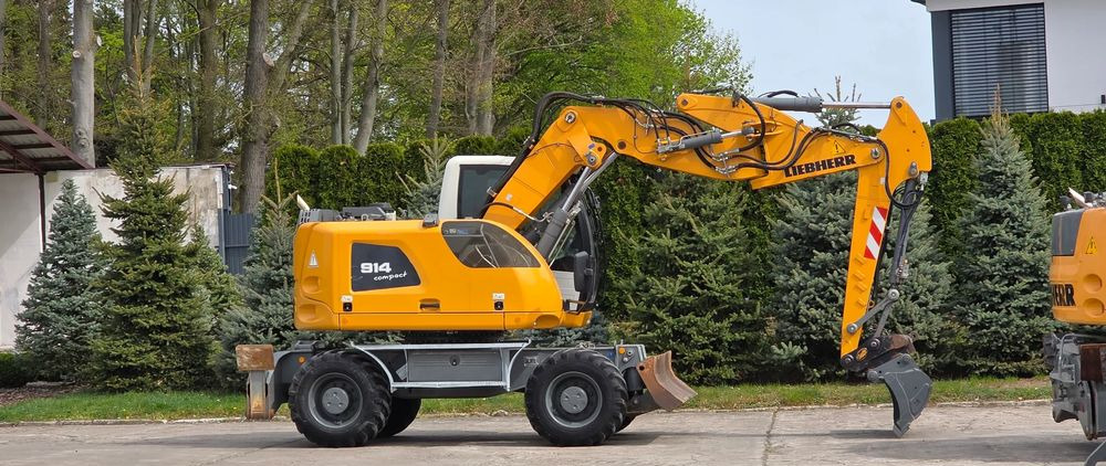Liebherr A 914 COMPACT - Ekskavator roda: gambar 1 Liebherr A 914 COMPACT - Ekskavator roda: gambar 1