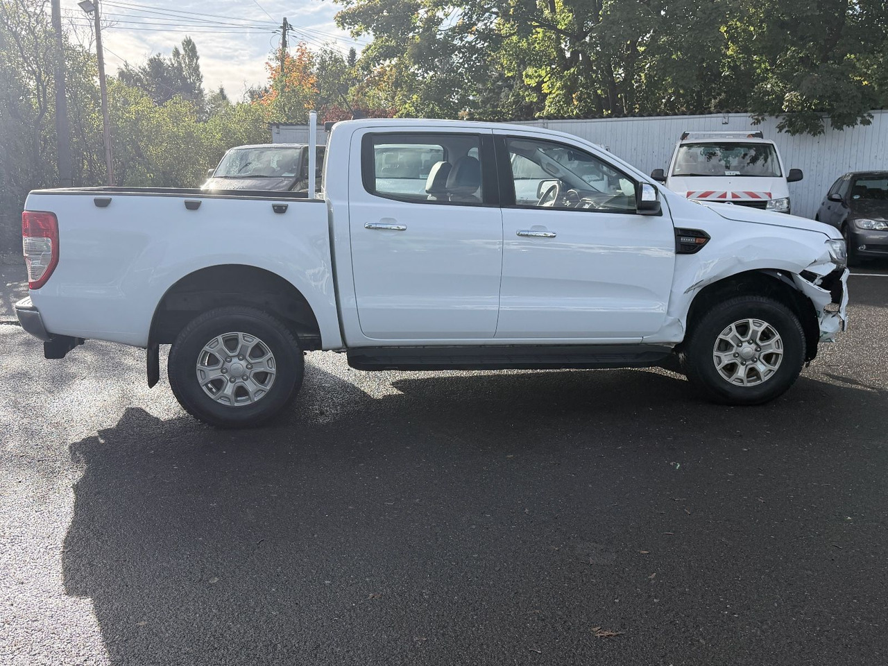 Ford Ranger XLT Doppelkabine 4x4 - Mobil SUV: gambar 5 Ford Ranger XLT Doppelkabine 4x4 - Mobil SUV: gambar 5