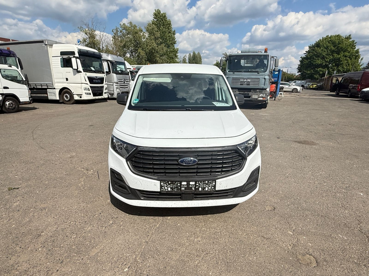 Ford Transit Connect Trend L2 Kasten - Van kecil: gambar 2 Ford Transit Connect Trend L2 Kasten - Van kecil: gambar 2