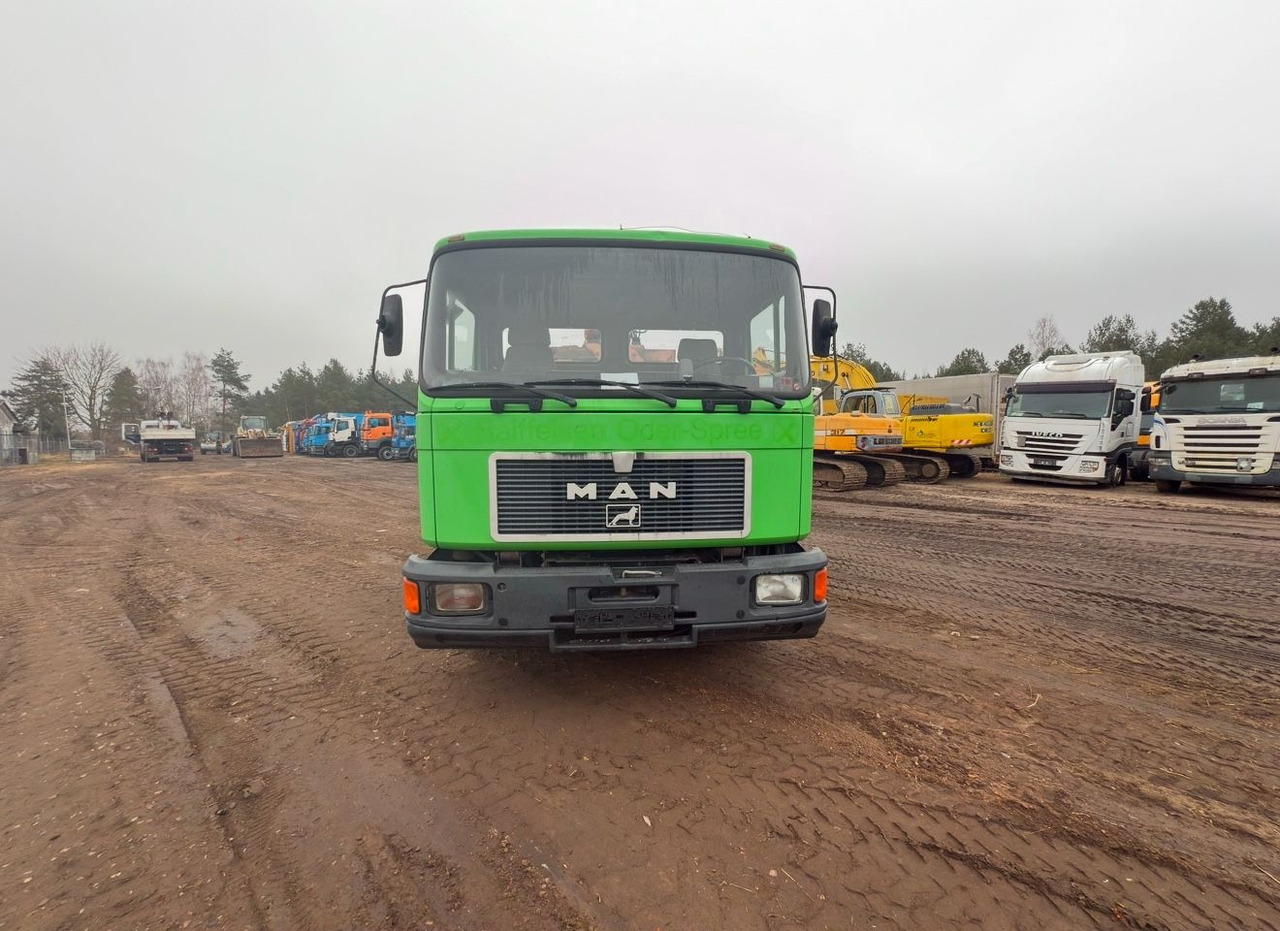 MAN 14.192 - Truk flatbed, Truk derek: gambar 2 MAN 14.192 - Truk flatbed, Truk derek: gambar 2