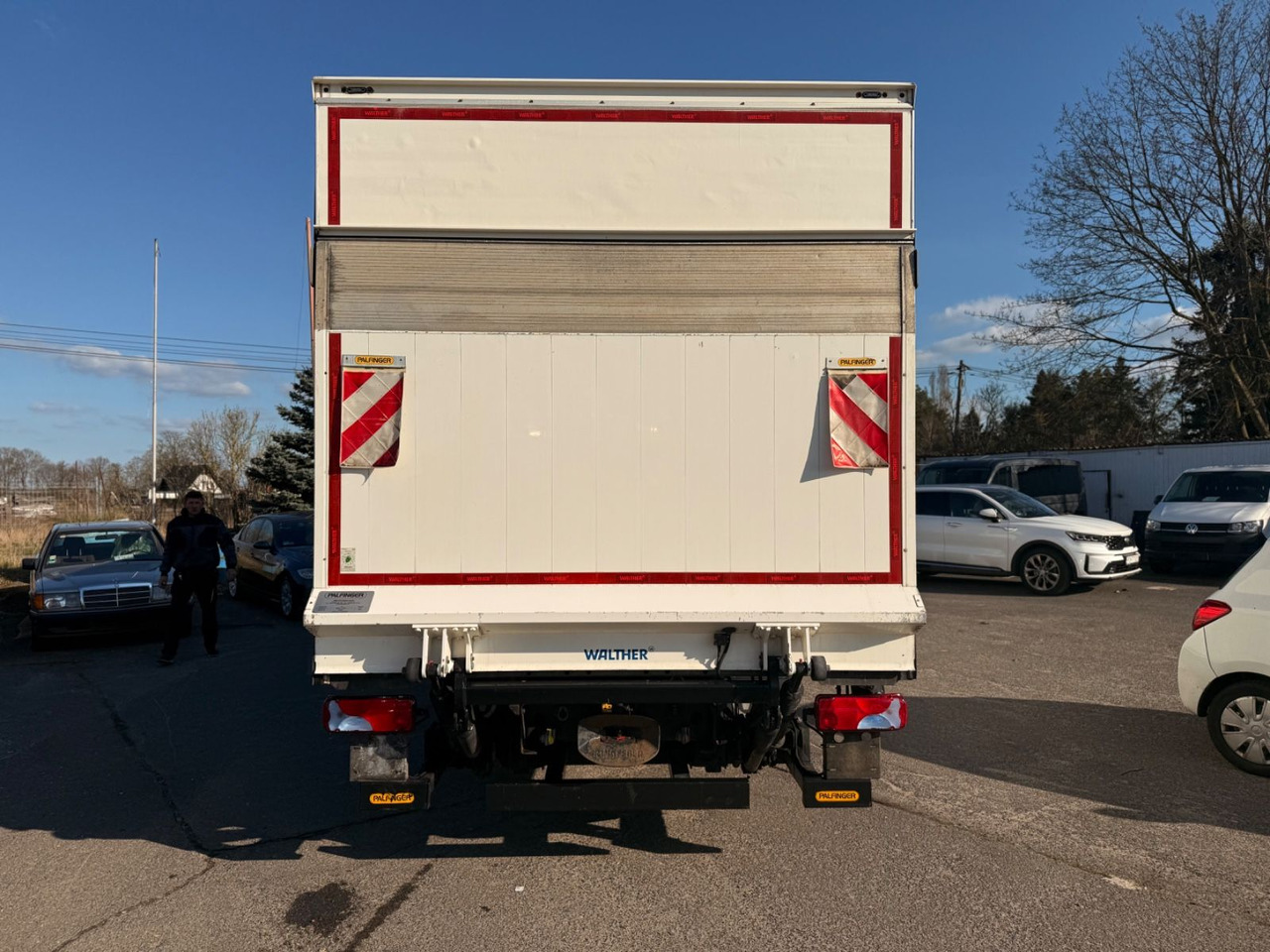 MAN TGL 12.220 LBW - Truk box: gambar 5 MAN TGL 12.220 LBW - Truk box: gambar 5