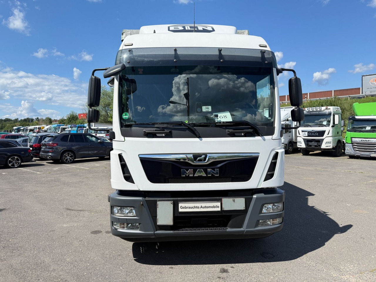 MAN TGM 15.290 - Truk dengan terpal samping: gambar 1 MAN TGM 15.290 - Truk dengan terpal samping: gambar 1