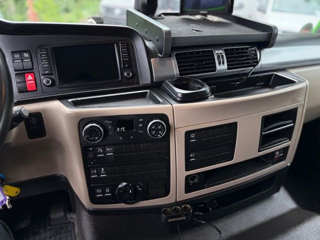 MAN TGM 15.290 Klima Temopmat Lbw - Truk dengan terpal samping: gambar 5 MAN TGM 15.290 Klima Temopmat Lbw - Truk dengan terpal samping: gambar 5