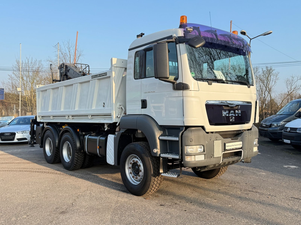 MAN TGS 26.400 Kipper mit Kran Jonsered 6x4 - Truk jungkit: gambar 2 MAN TGS 26.400 Kipper mit Kran Jonsered 6x4 - Truk jungkit: gambar 2