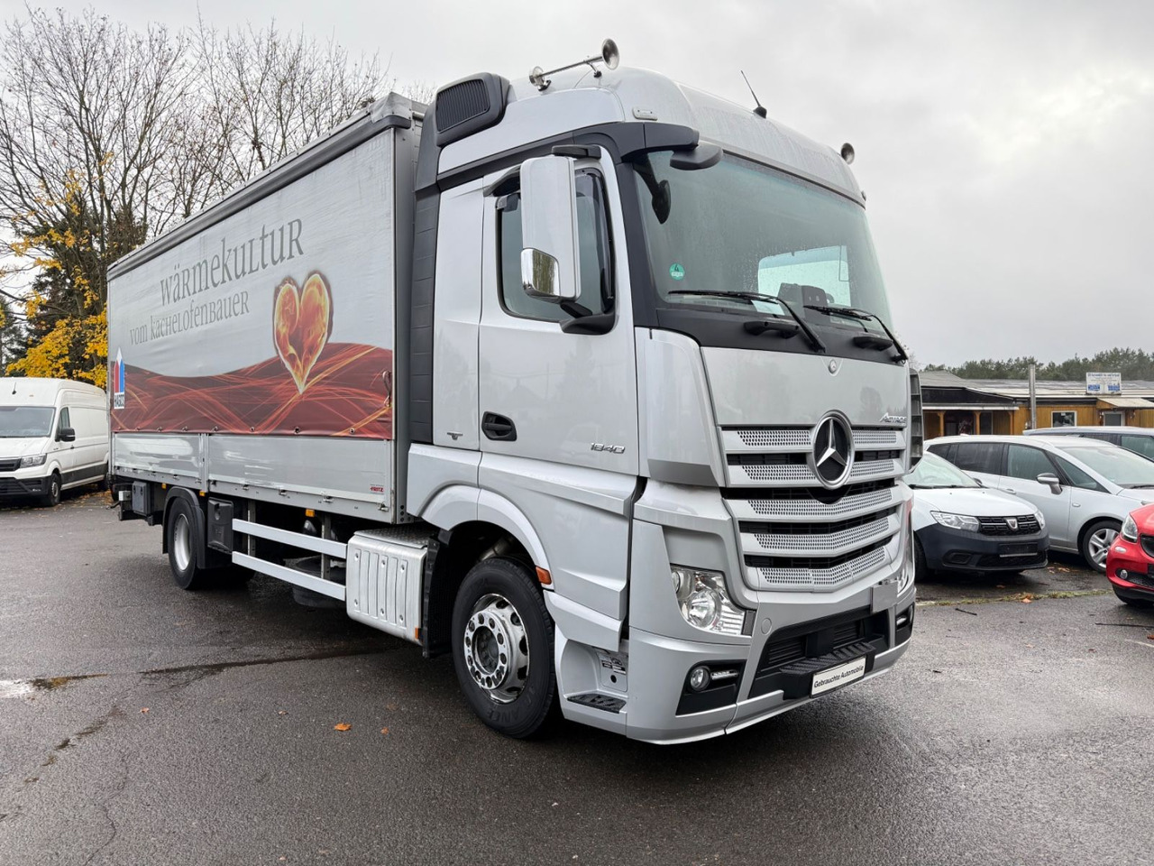 Mercedes-Benz 1840 Actros 4x2 - Truk dengan terpal samping: gambar 2 Mercedes-Benz 1840 Actros 4x2 - Truk dengan terpal samping: gambar 2