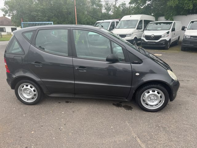 Mercedes-Benz A 160 A -Klasse A 160 - Mobil: gambar 3 Mercedes-Benz A 160 A -Klasse A 160 - Mobil: gambar 3