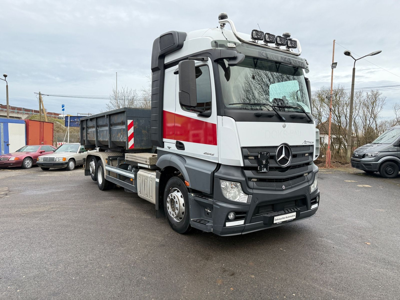Mercedes-Benz Actros 2542 Abrollkipper mit Container - Hook lift: gambar 1 Mercedes-Benz Actros 2542 Abrollkipper mit Container - Hook lift: gambar 1