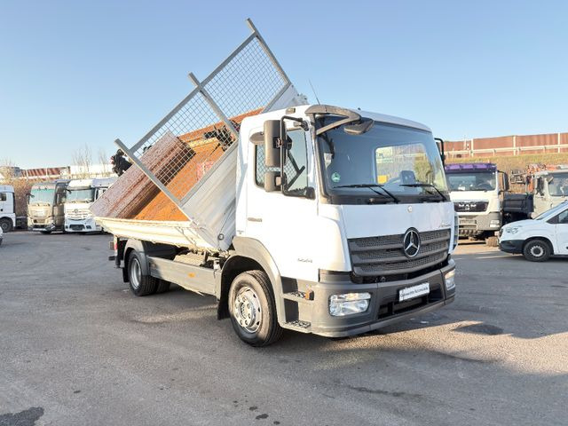 Mercedes-Benz Atego 1224 Kipper - Kran (HU SP Kranprüfung) Neu - Truk jungkit, Truk derek: gambar 1 Mercedes-Benz Atego 1224 Kipper - Kran (HU SP Kranprüfung) Neu - Truk jungkit, Truk derek: gambar 1