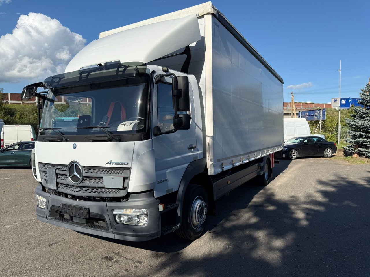 Mercedes-Benz Atego 1224 OM936 4x2 18 TKM - Truk dengan terpal samping: gambar 2 Mercedes-Benz Atego 1224 OM936 4x2 18 TKM - Truk dengan terpal samping: gambar 2
