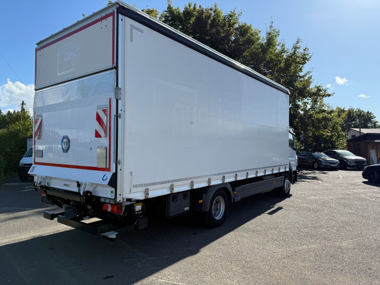 Mercedes-Benz Atego 1224 OM936 4x2 18 TKM - Truk dengan terpal samping: gambar 4 Mercedes-Benz Atego 1224 OM936 4x2 18 TKM - Truk dengan terpal samping: gambar 4
