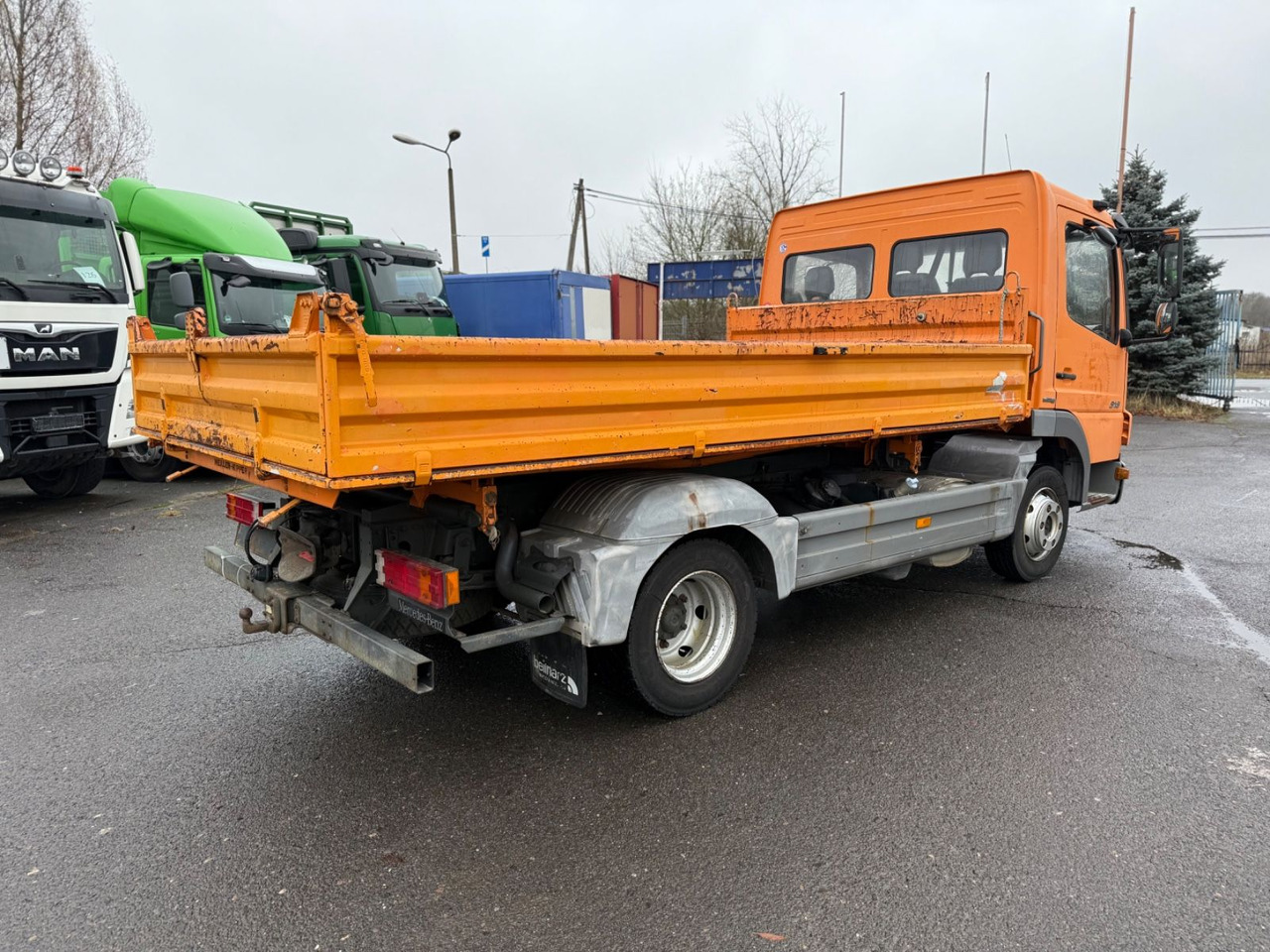 Mercedes-Benz Atego 818 Kipper - Truk jungkit: gambar 5 Mercedes-Benz Atego 818 Kipper - Truk jungkit: gambar 5