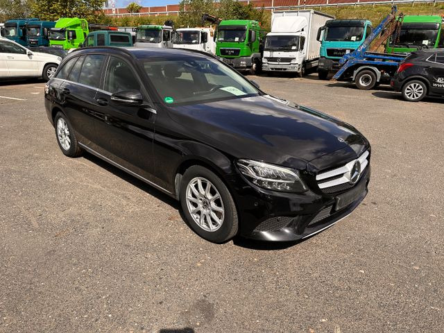 Mercedes-Benz C Klasse T-Modell C 200 d - Station wagon: gambar 2 Mercedes-Benz C Klasse T-Modell C 200 d - Station wagon: gambar 2