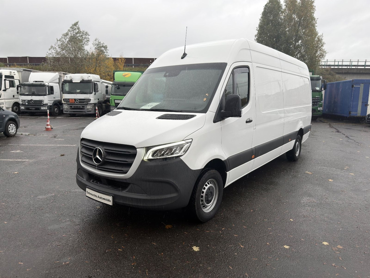 Mercedes-Benz Sprinter 317 CDI - Van panel: gambar 3 Mercedes-Benz Sprinter 317 CDI - Van panel: gambar 3