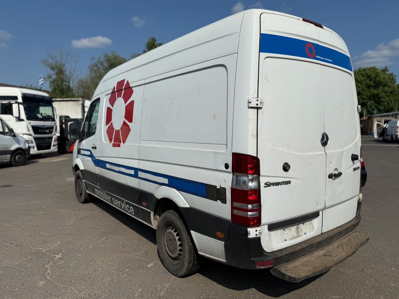 Mercedes-Benz Sprinter II Kasten 313 CDI MOTORSCHADEN !!! - Van panel: gambar 5 Mercedes-Benz Sprinter II Kasten 313 CDI MOTORSCHADEN !!! - Van panel: gambar 5